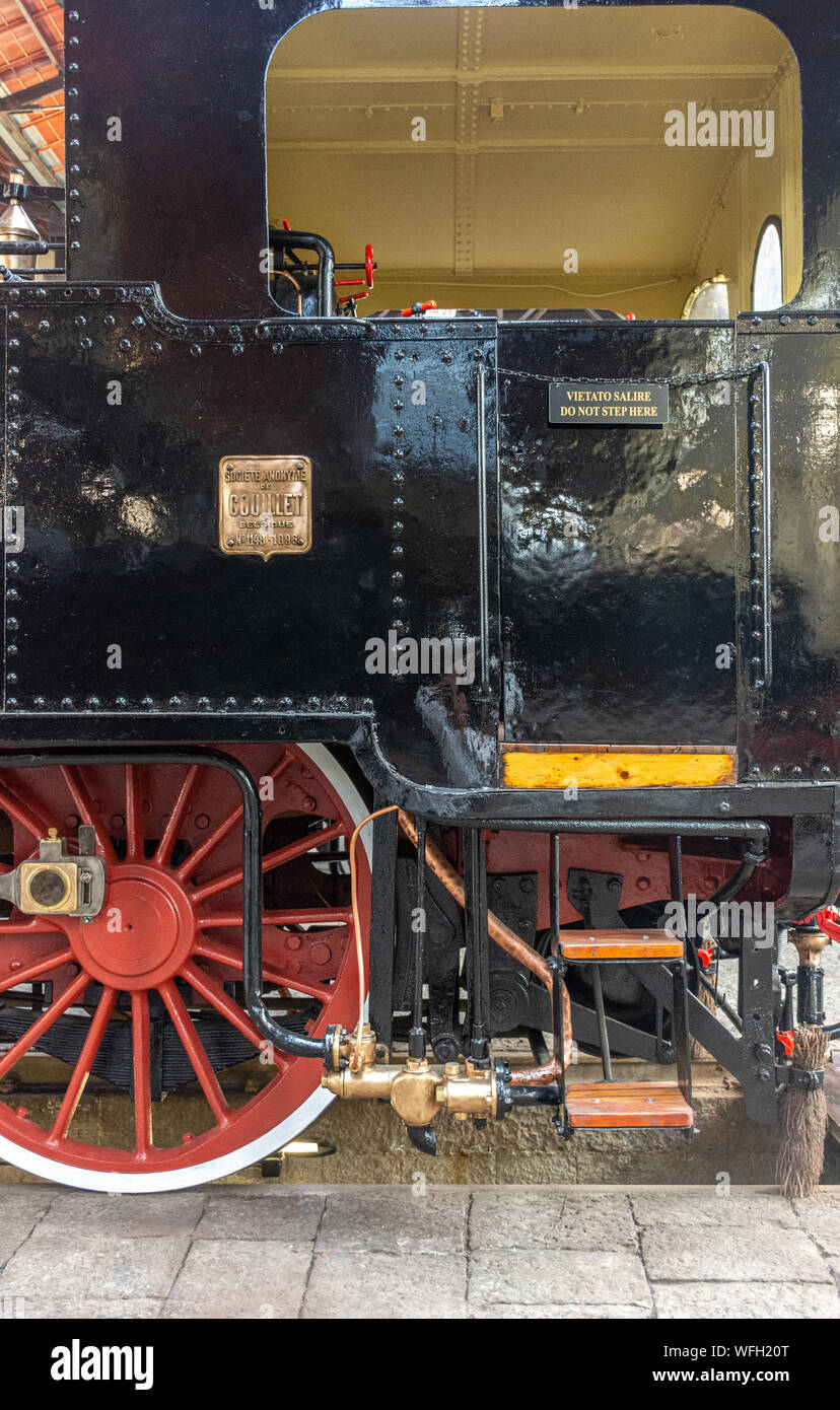 Details of restored antique steam locomotive Stock Photo - Alamy