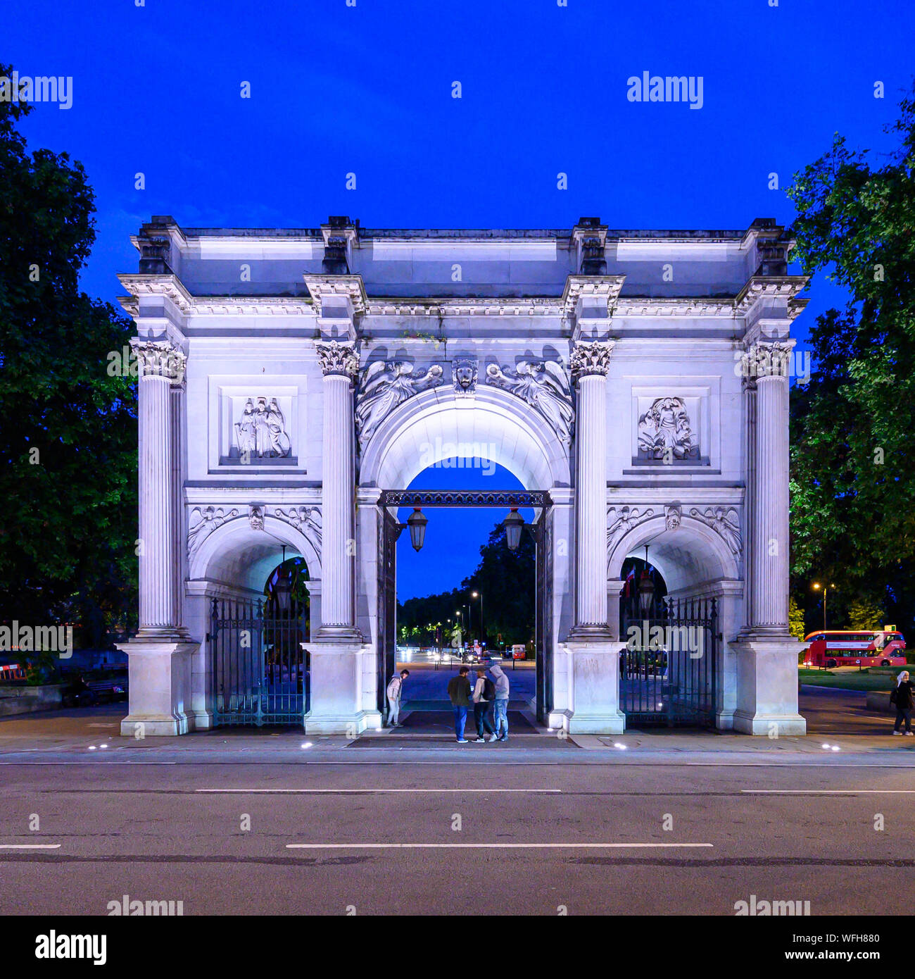 Marble Arch at night, London Stock Photo Alamy