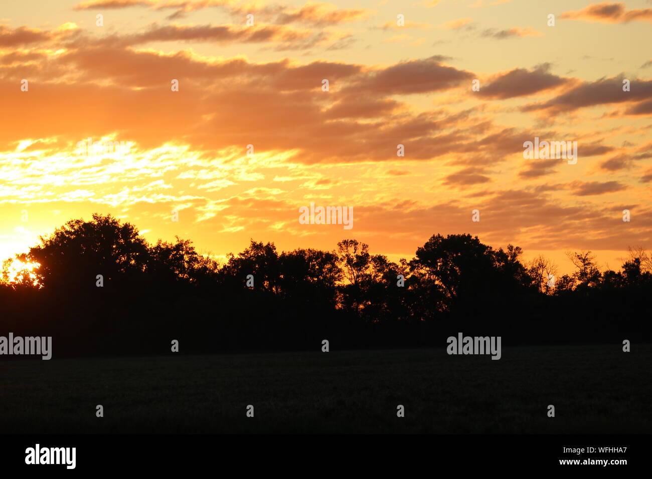 Beautiful fiery dawn sky hi-res stock photography and images - Alamy