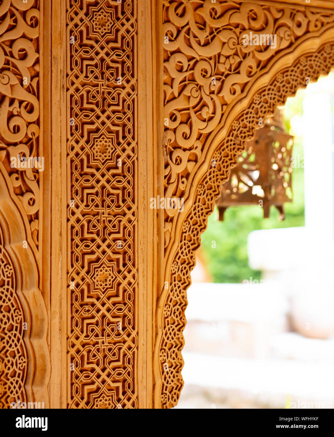 arch decorated with arabic ornaments in brown color Stock Photo - Alamy