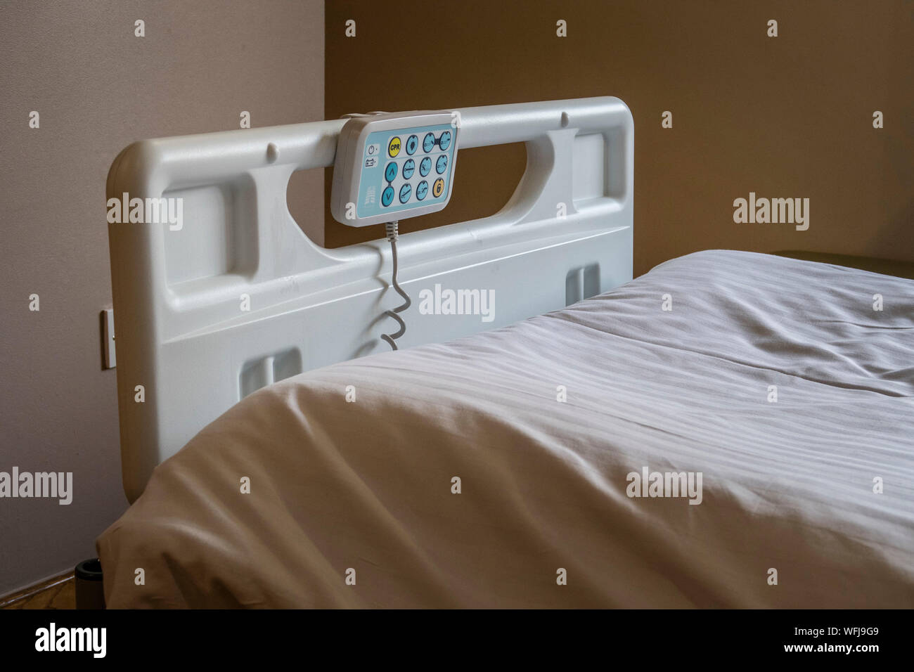 Huntleigh hospital bed controls, electrical control of bed position