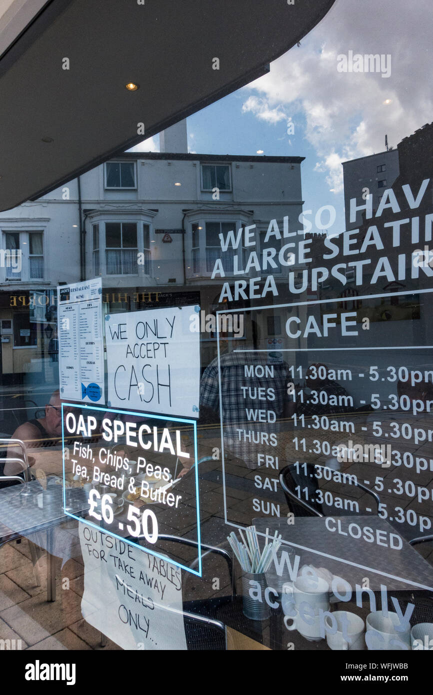 We only accept cash notice Bridlington fish and chip shop East Yorkshire 2019 Stock Photo