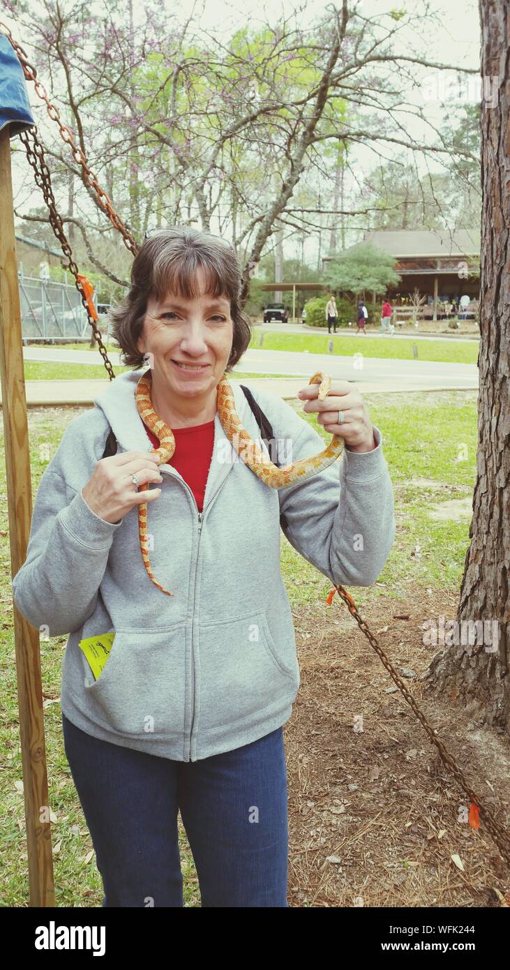 Snake neck hi-res stock photography and images - Alamy