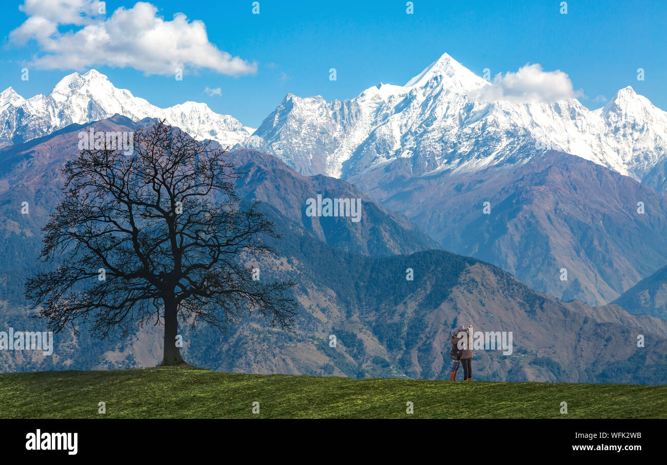 Garwal Garhwal Himalaya mountain range with scenic landscape and tourist ...