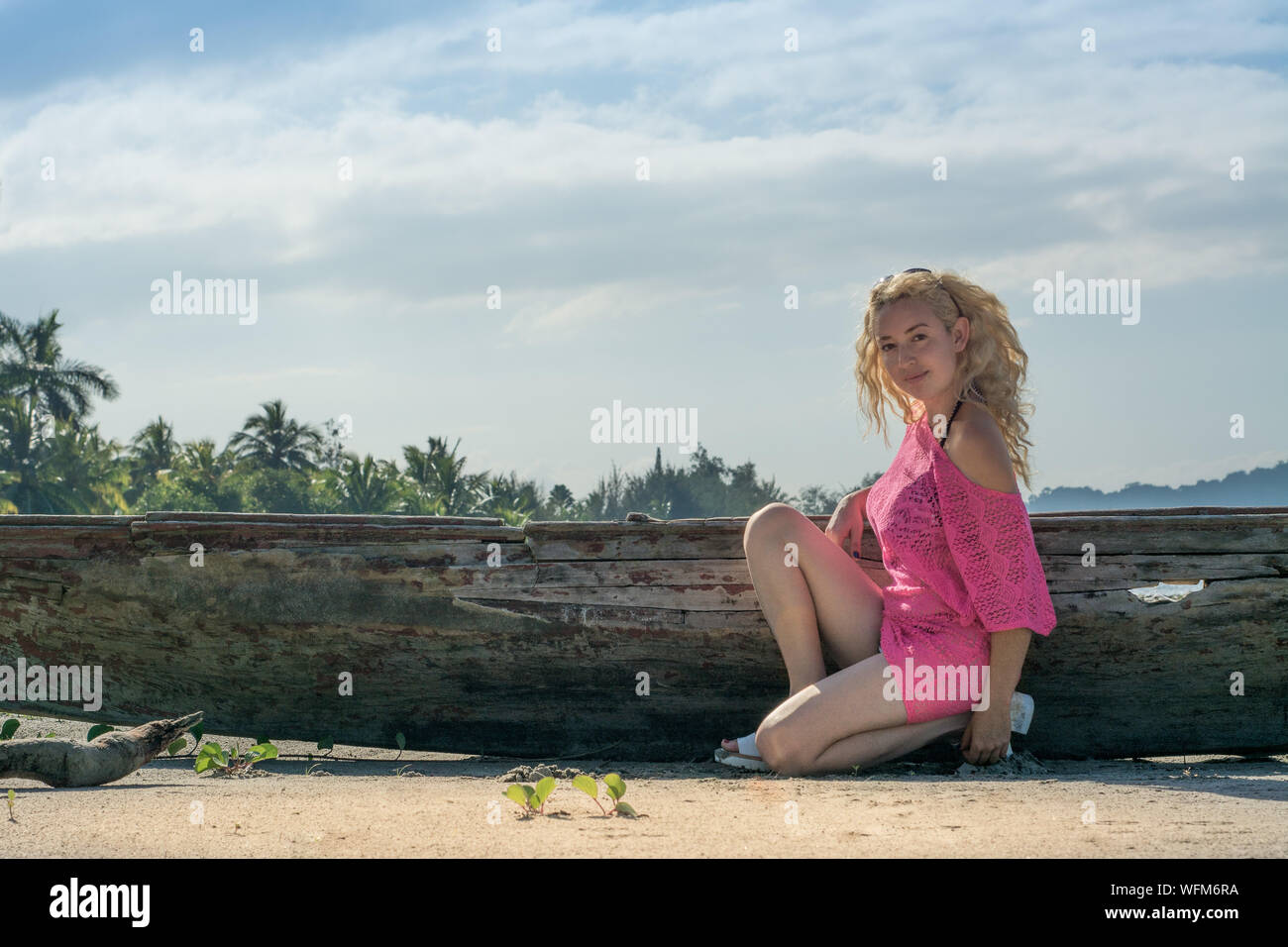 Young Blond Woman Kneeling Down High Resolution Stock Photography and ...