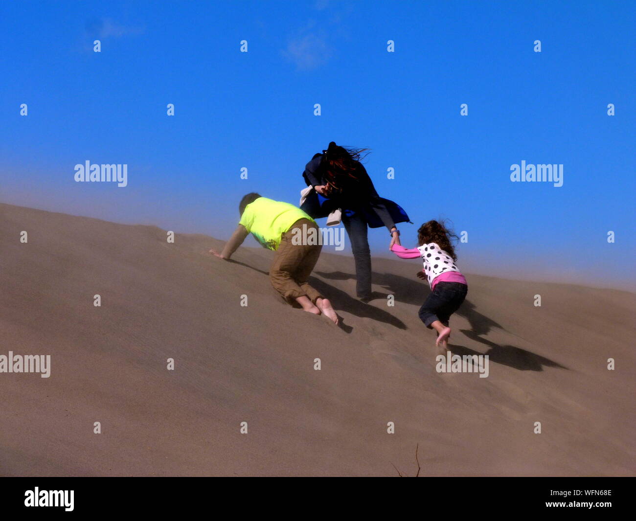 Children of desert hi-res stock photography and images - Alamy