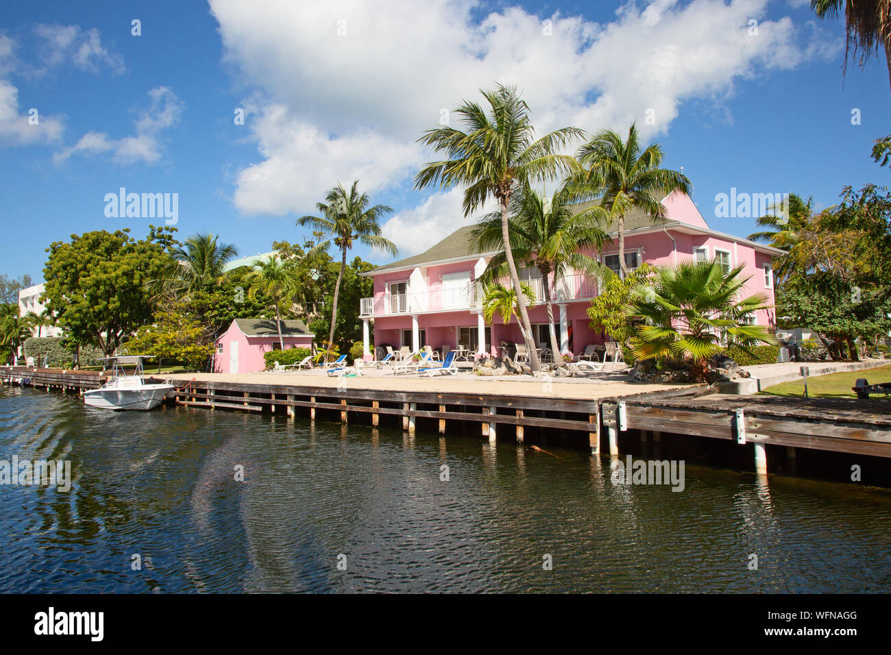 Luxury houses on the Grand Cayman island Stock Photo Alamy