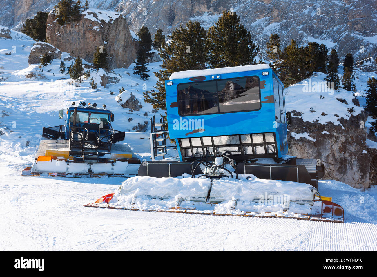 Technology snow crawler hi-res stock photography and images - Alamy