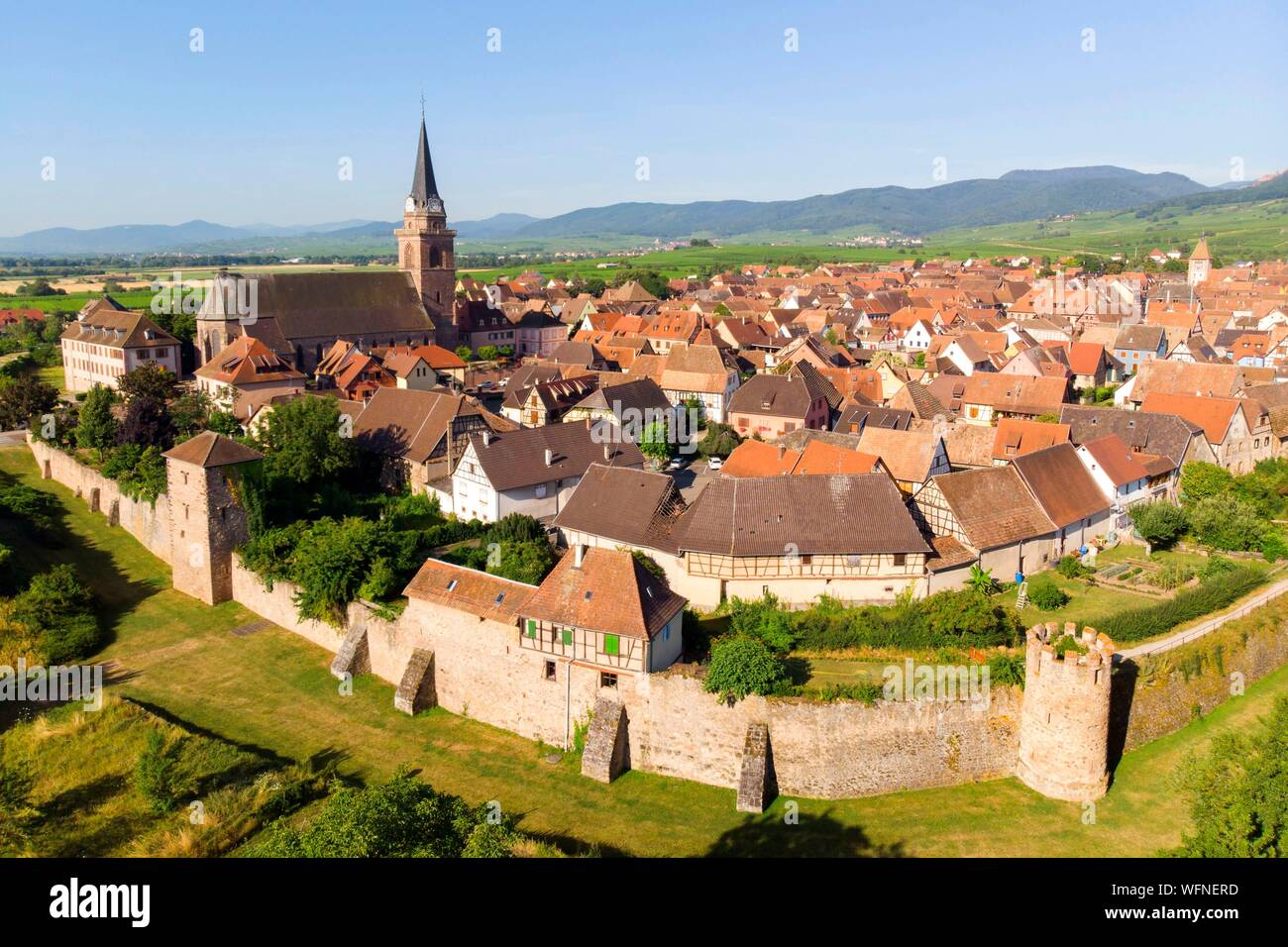 Haut Rin Bergheim haut rhin people hi-res stock photography and images - Alamy