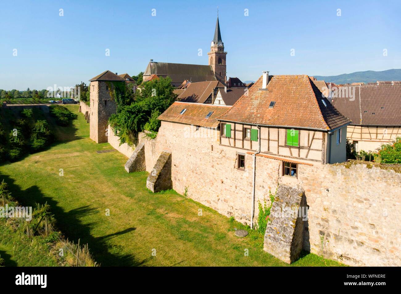 Haut Rin Bergheim haut rhin people hi-res stock photography and images - Alamy