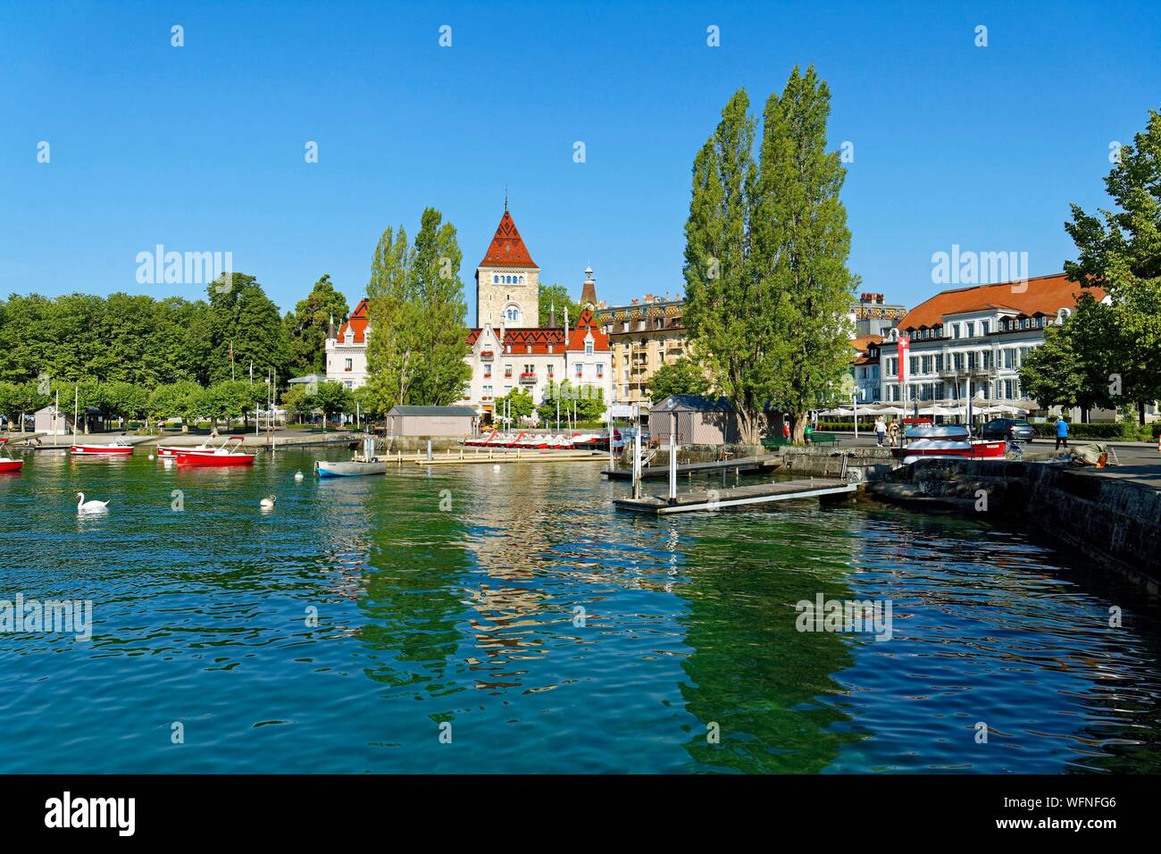 Switzerland, Canton of Vaud, Lausanne, Ouchy district, Geneva lake (Lac Leman), Ouchy castle hotel and Marina Lake Geneva Stock Photo