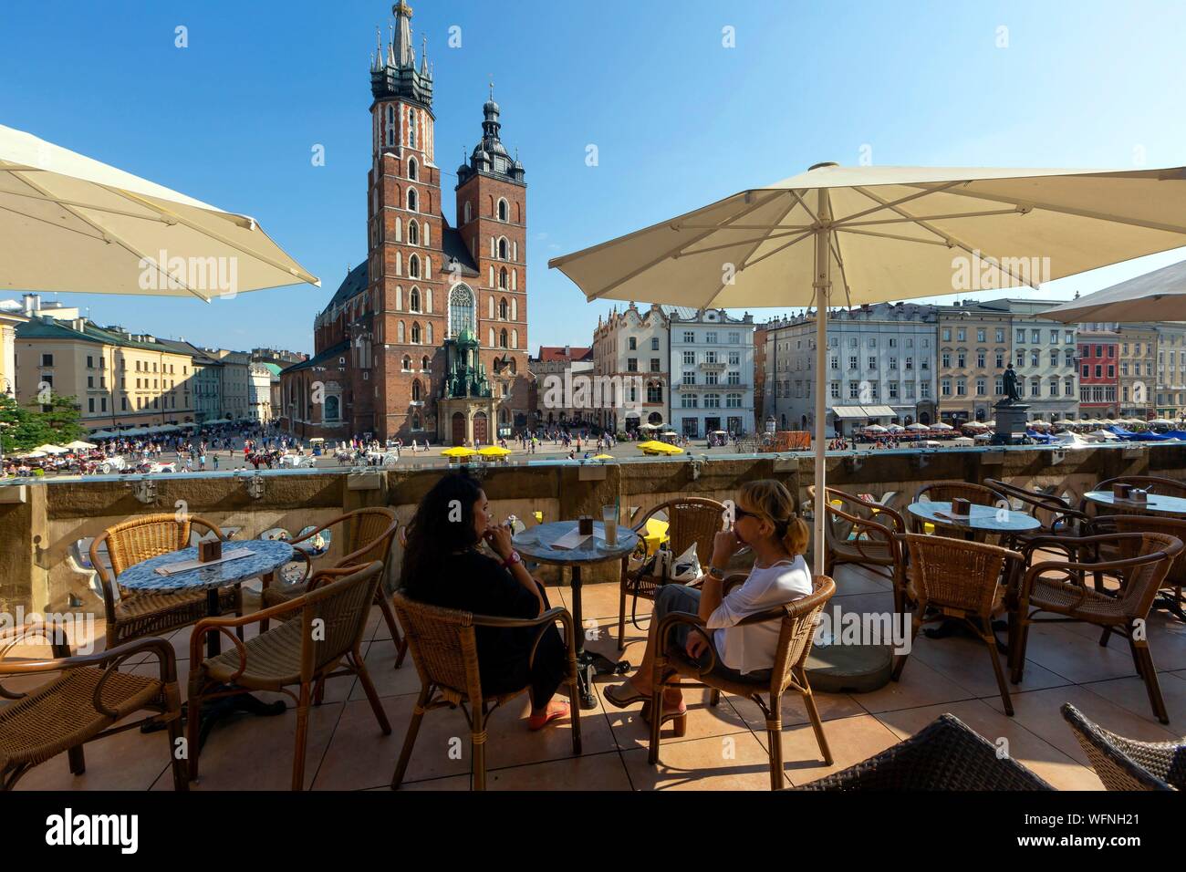 Cafe szal hi-res stock photography and images - Alamy