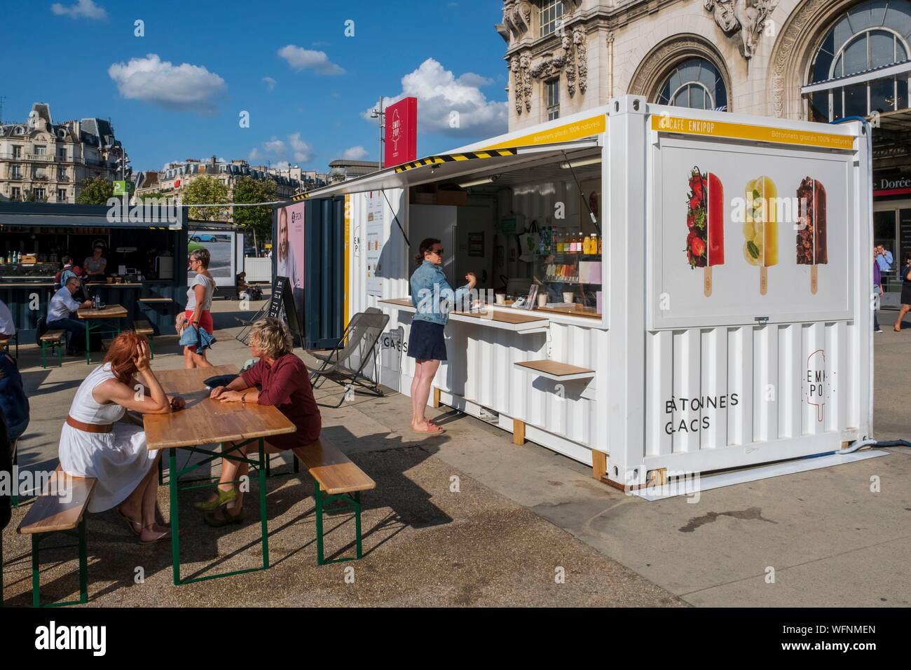 France, Paris, Gare de Lyon railway station, the square, container snacking Stock Photo