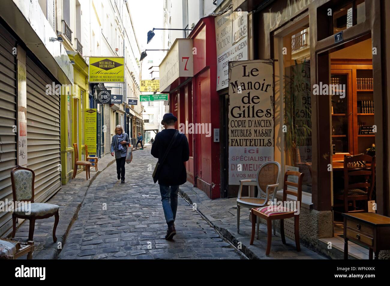 France, Paris, Faubourg Saint Antoine district, Passage du Chantier  (alleyway Stock Photo - Alamy