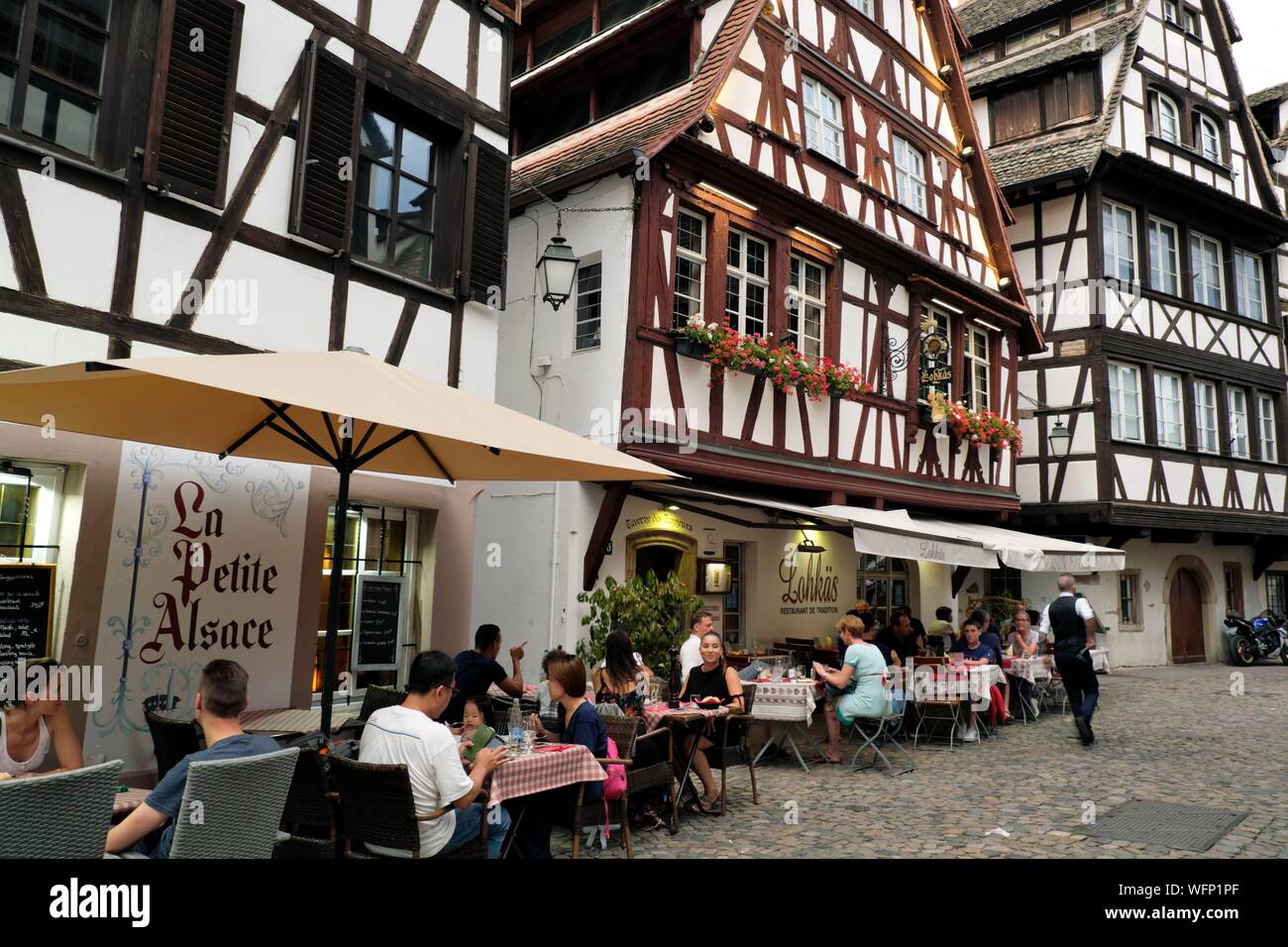 France, Bas Rhin, Strasbourg, old town listed as World Heritage by UNESCO,  Rue du Bain aux Plantes, half timbered house dated 17th century, restaurant  Lohkäs Stock Photo - Alamy