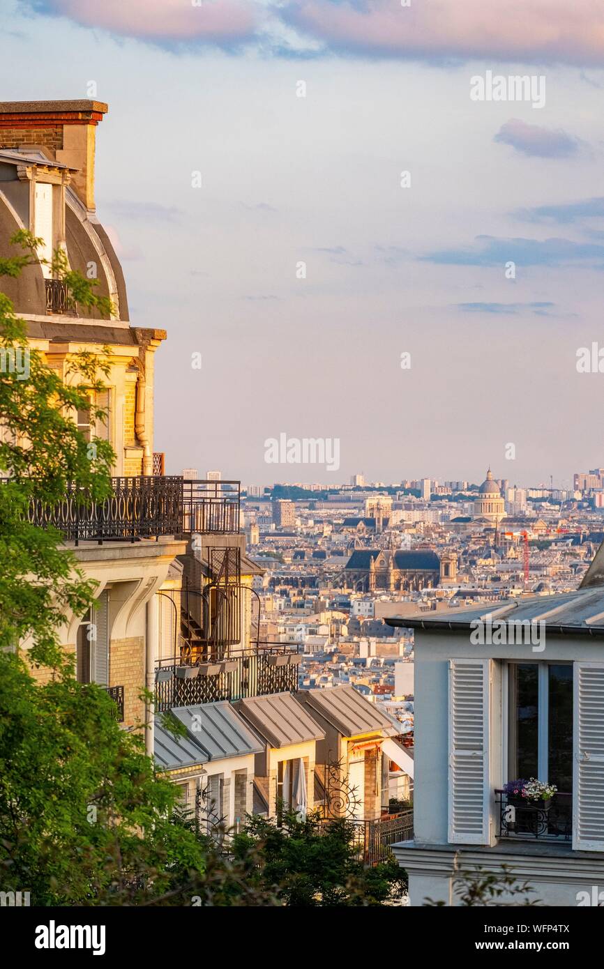 France, Paris, Butte Montmartre, building dominating Paris Stock Photo