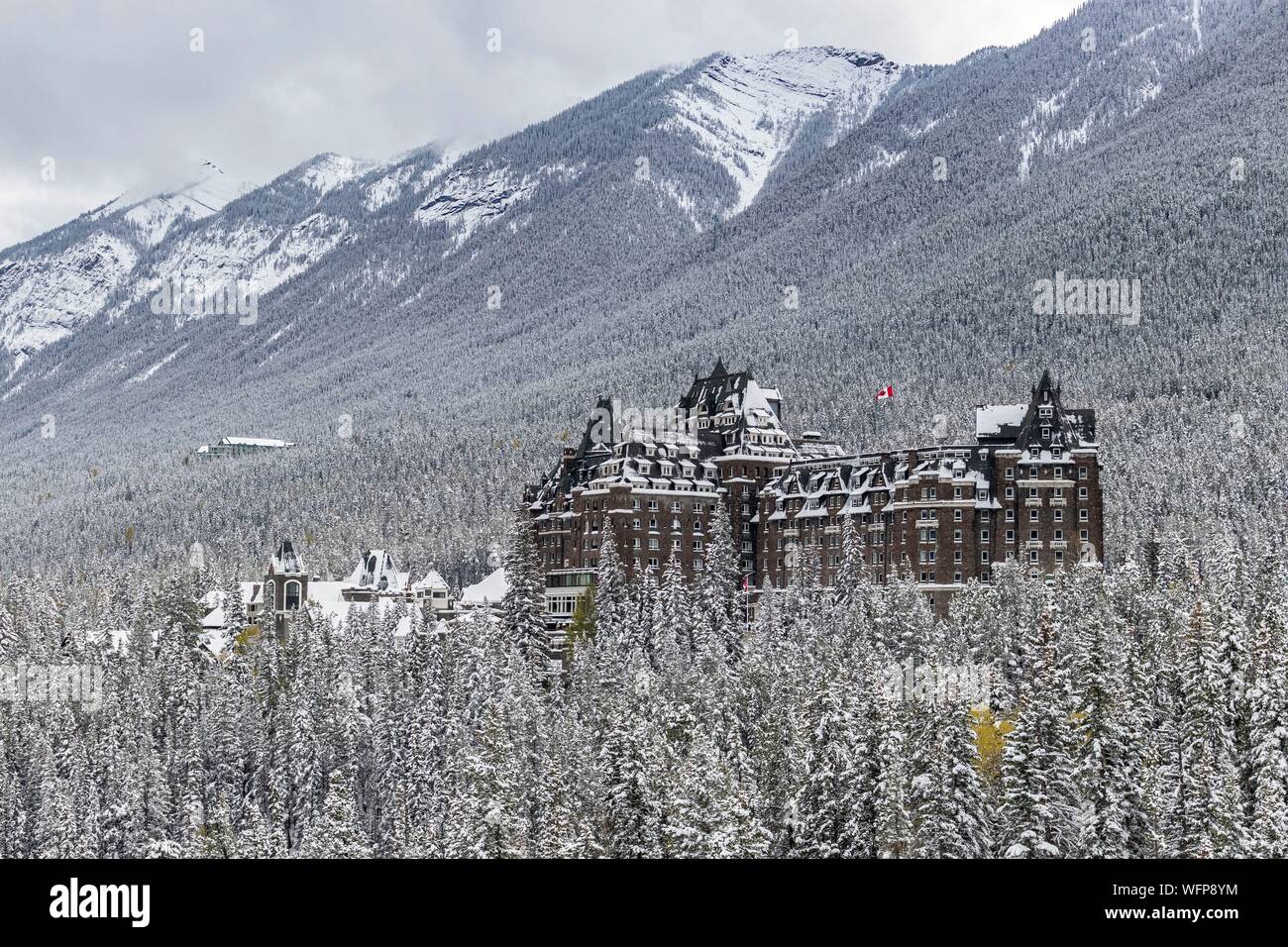 Banff Springs Hotel Winter High Resolution Stock Photography And Images Alamy Banff Springs Hotel Winter High Resolution Stock Photography And Images Alamy