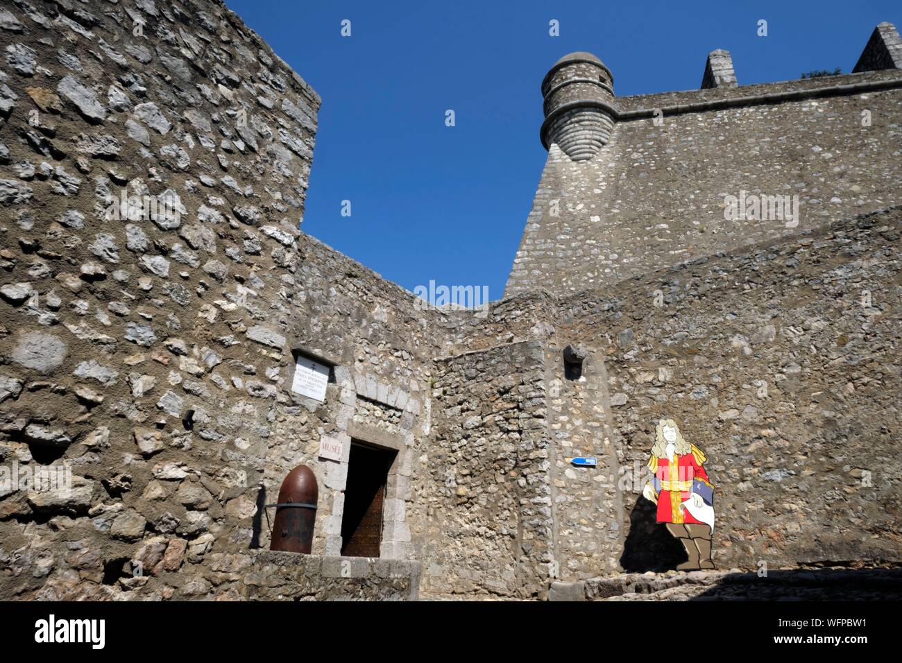 France, Alpes de Haute Provence, Sisteron, the citadel, entrance to the ...