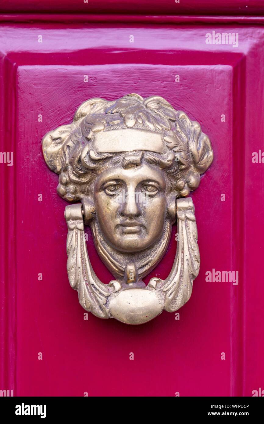 Ireland, Dublin, Merrion Square, the famous colorful doors and their brass knobs and handles