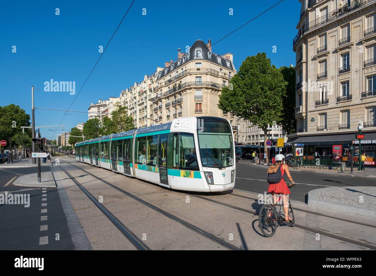 France, Paris, Porte de Clichy, Bessieres bld, T3 tramway station Stock  Photo - Alamy