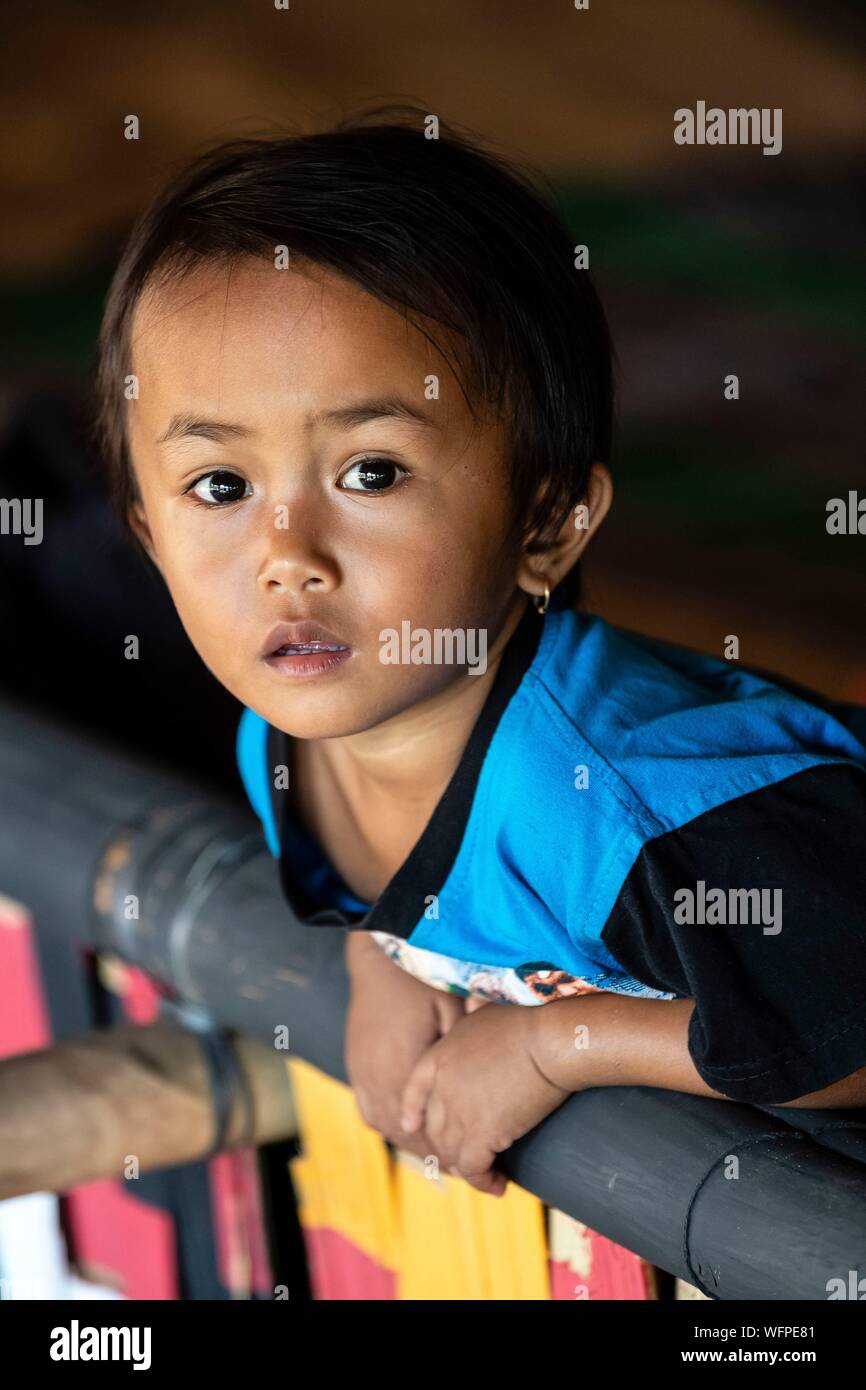 Indonesia, Sulawesi island, Toraja country, Tana Toraja, Tana Toraja, Rantepao, portrait of a child Stock Photo