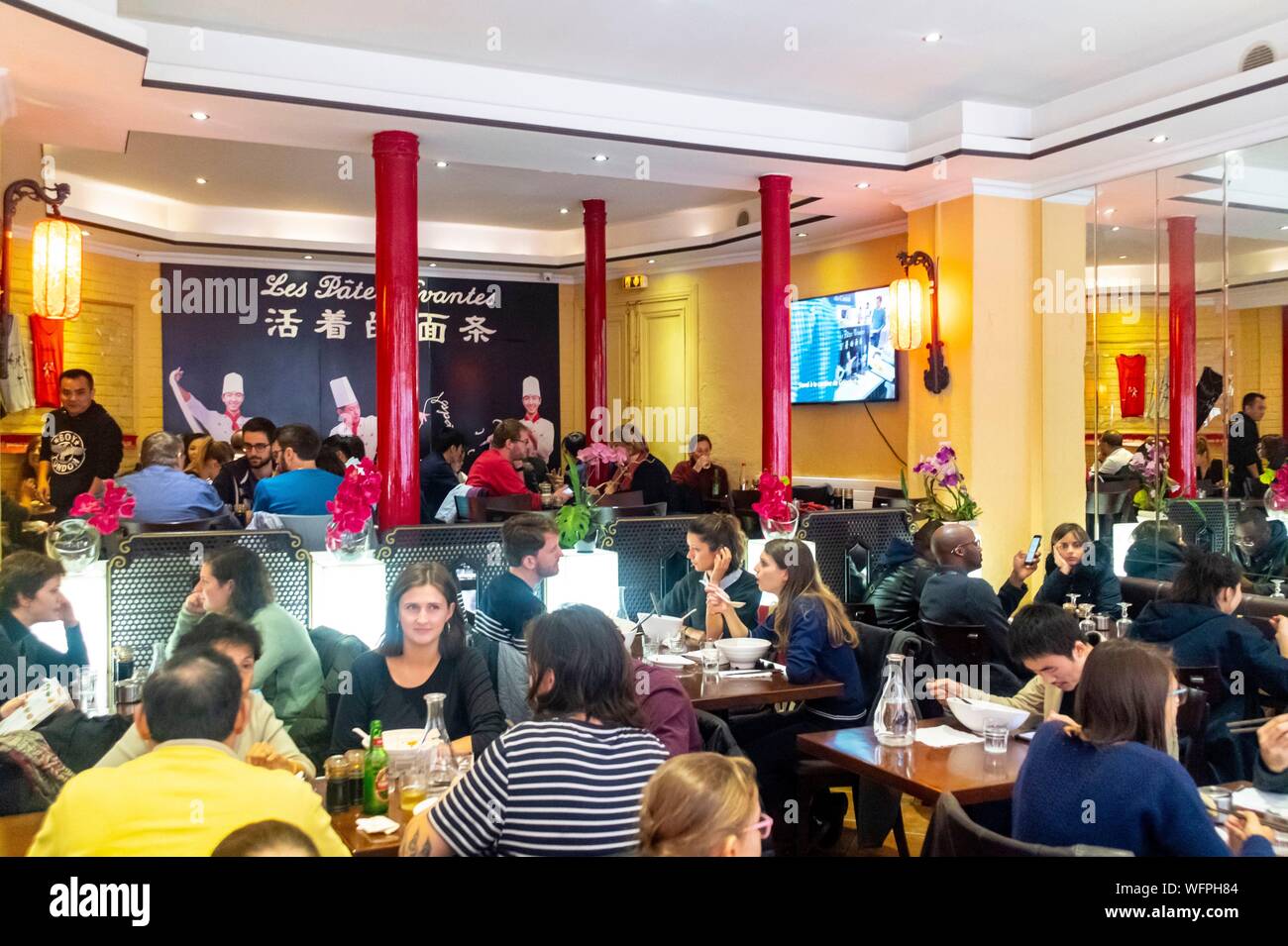 France, Paris, Rue Saint Honore, Chinese restaurant Les Pâtes Vivantes