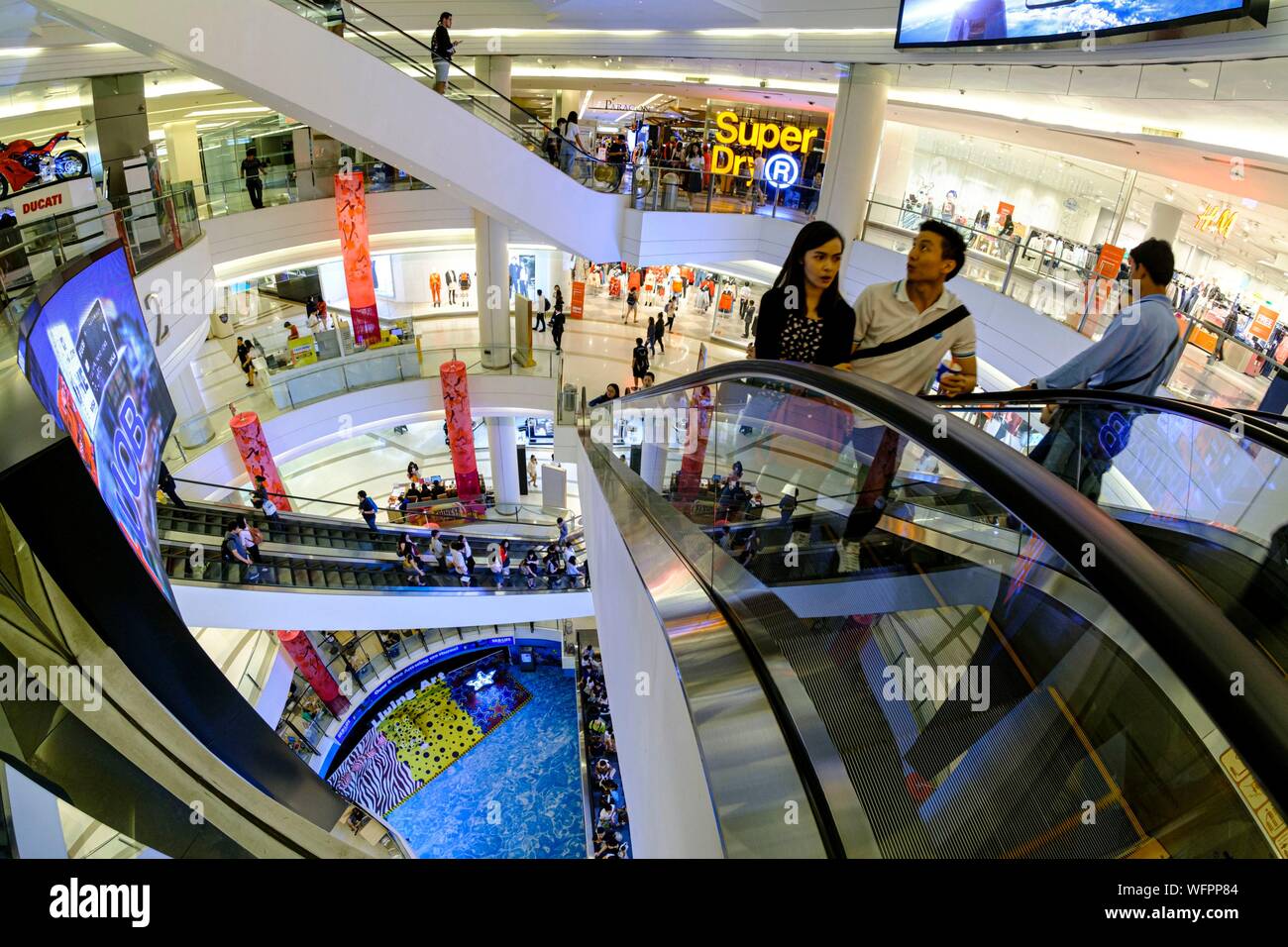 Thailand, Bangkok, Siam Parangon shopping mall Stock Photo