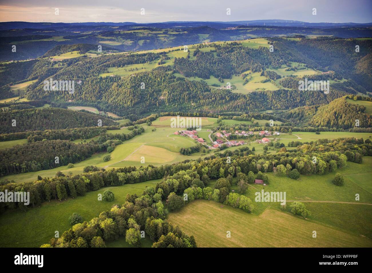 Suisse, Jura, dairy farm (aerial view Stock Photo Alamy