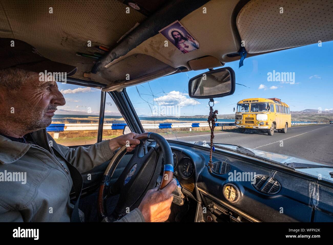 Taxi driver middle east asia hi-res stock photography and images - Alamy