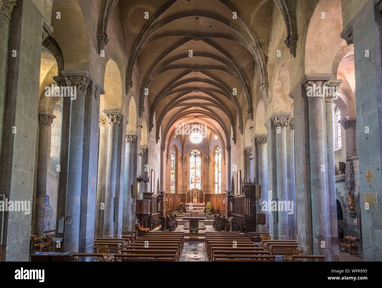 France, Puy de Dome, Mozac, Saint Pierre and Saint Caprais church, the nave Stock Photo