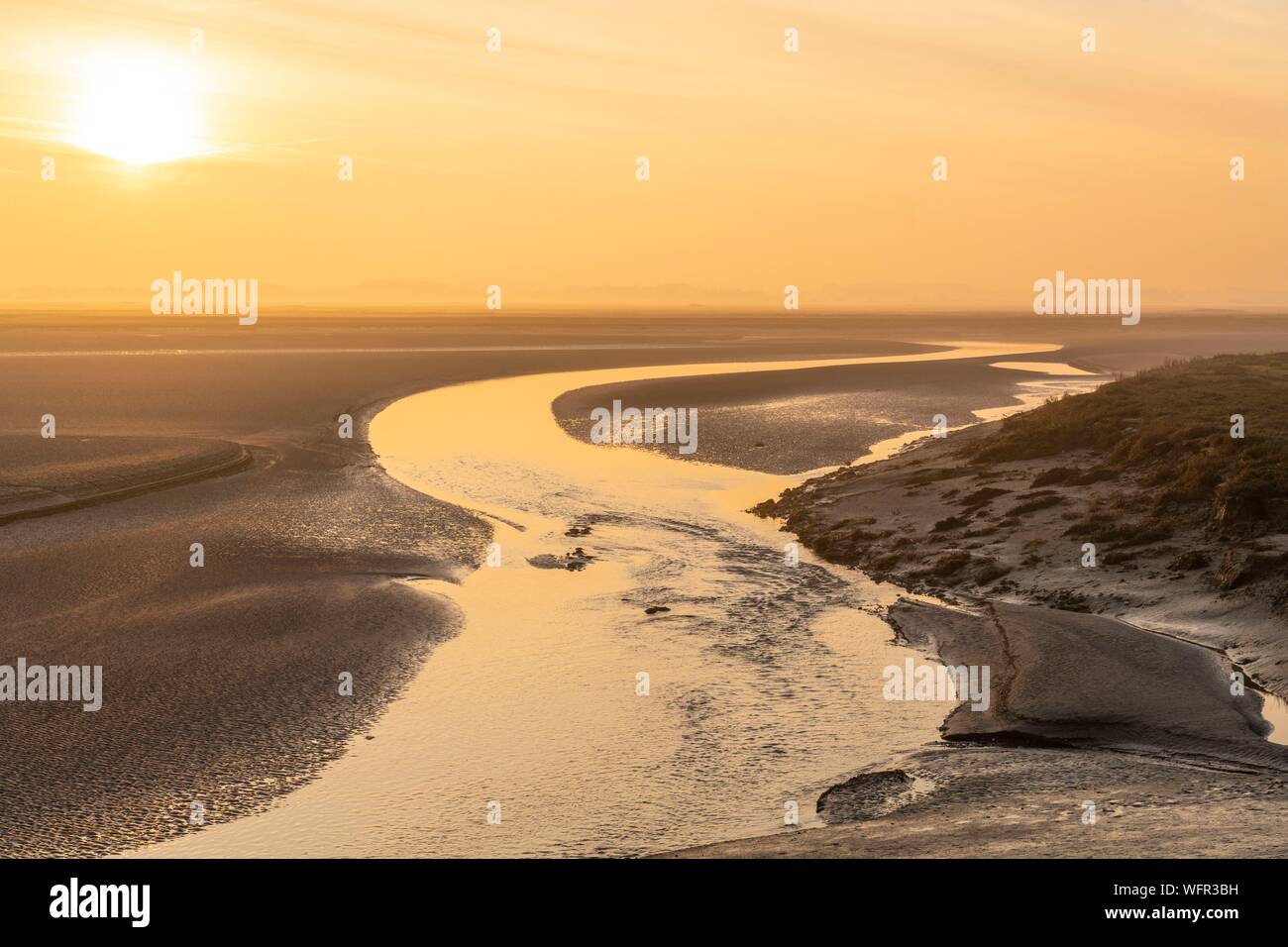 France, Somme, Baie de Somme, Saint Valery sur Somme, dawn on the Baie de Somme from the docks at low tide Stock Photo