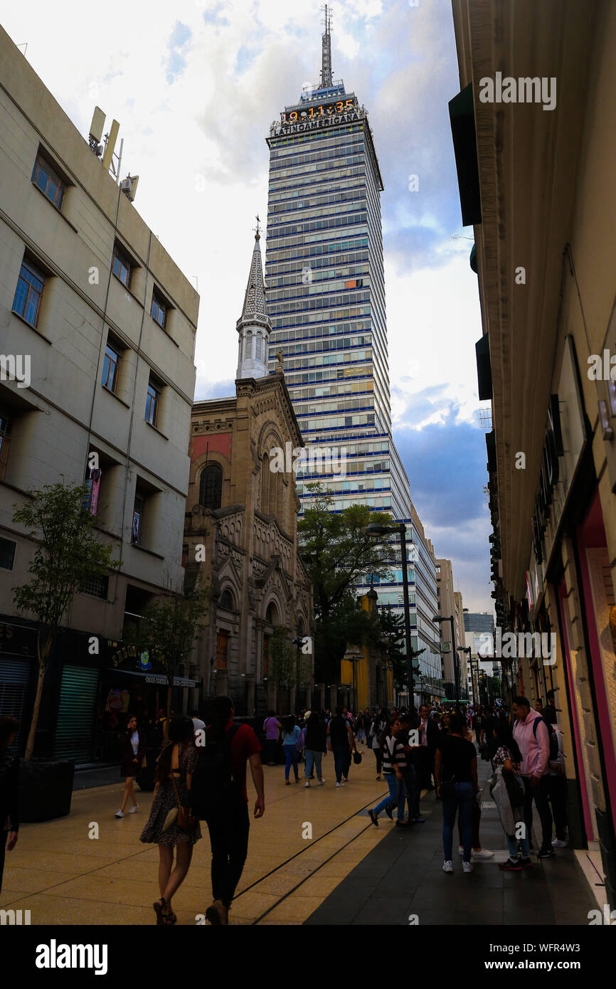 La torre latinoamericana hi-res stock photography and images - Alamy
