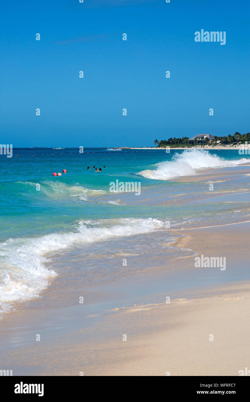 Cabbage beach on Paradise island in Nassau, Bahamas Stock Photo Alamy