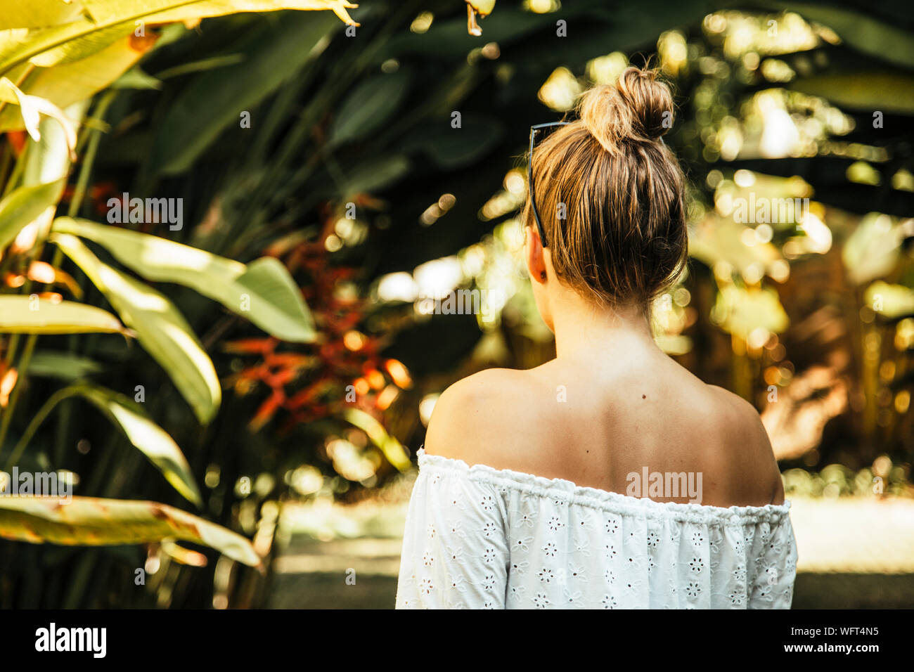 Hair bun hi-res stock photography and images - Alamy