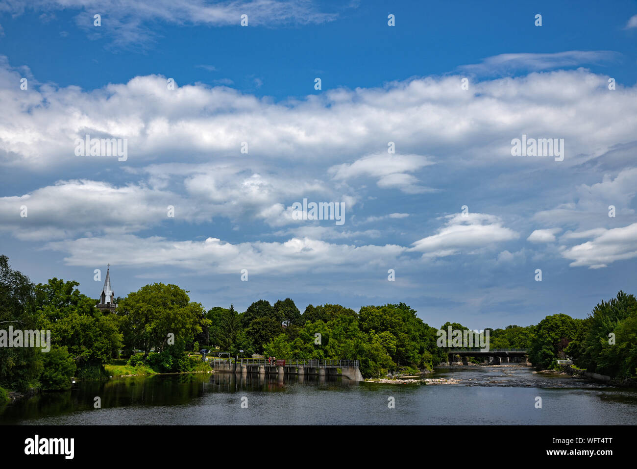 Mississippi river waterfront hi-res stock photography and images - Alamy