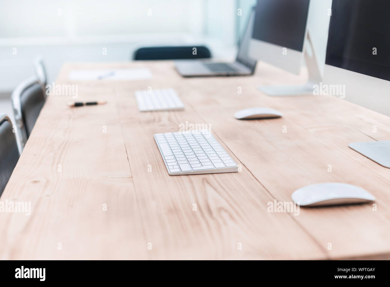 Workplace in white laptops hi-res stock photography and images - Alamy