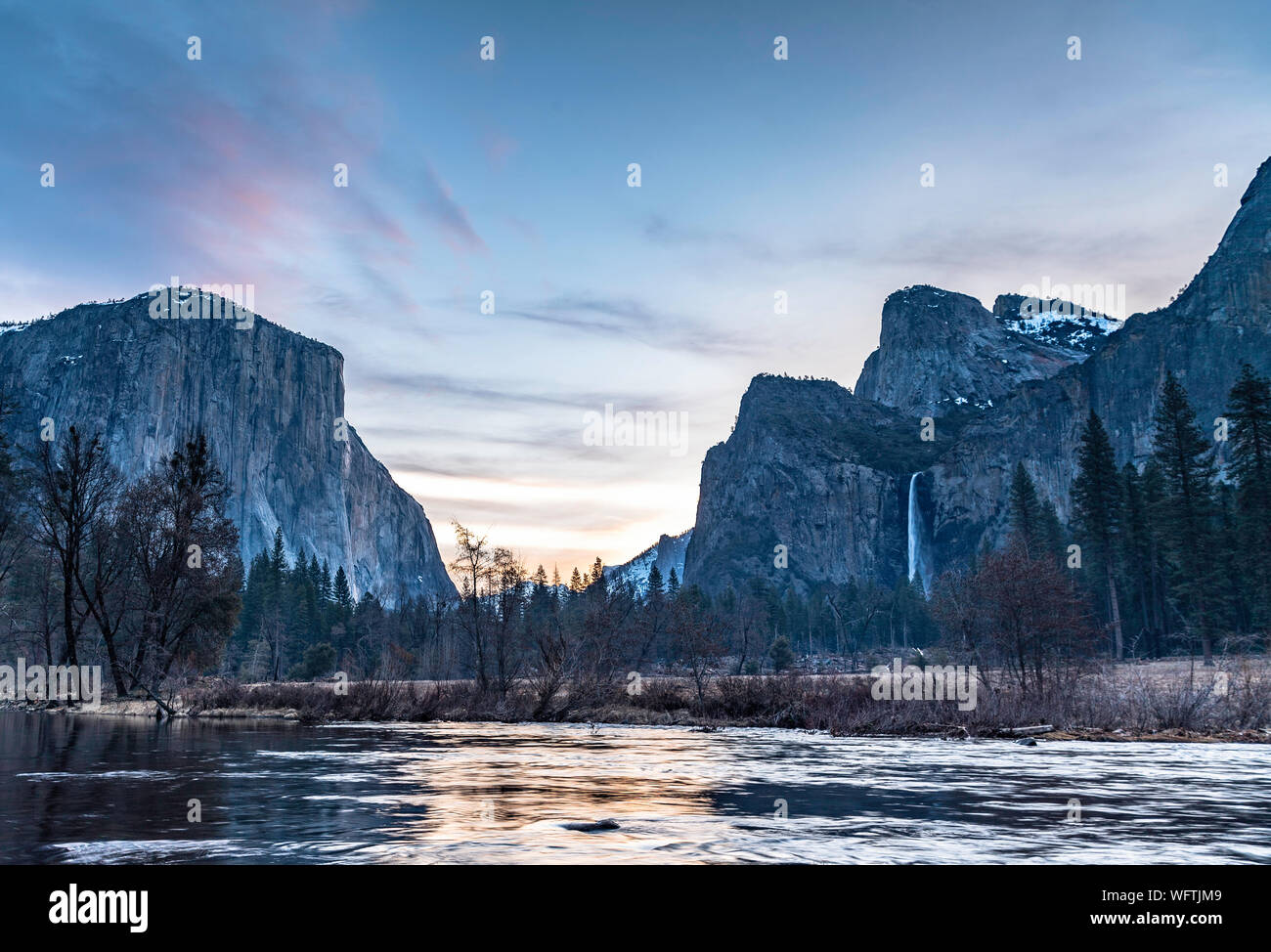 Valley View at Sunrise, Yosemite National Park Stock Photo