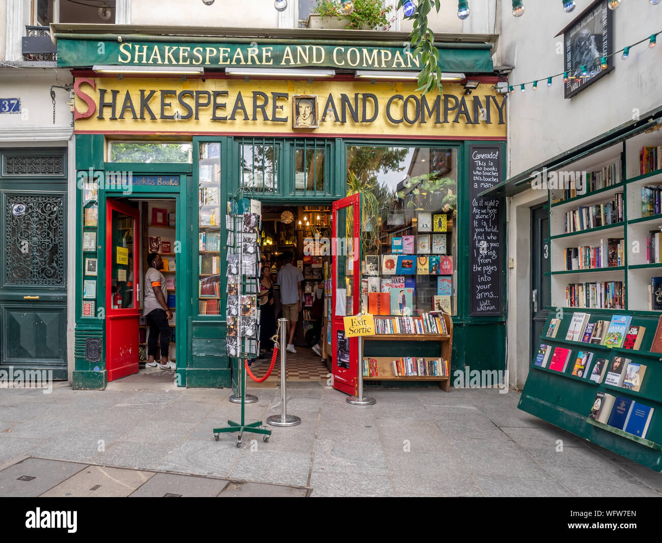 Paris, France July 29, 2018 Entrance to the world famous Shakespeare
