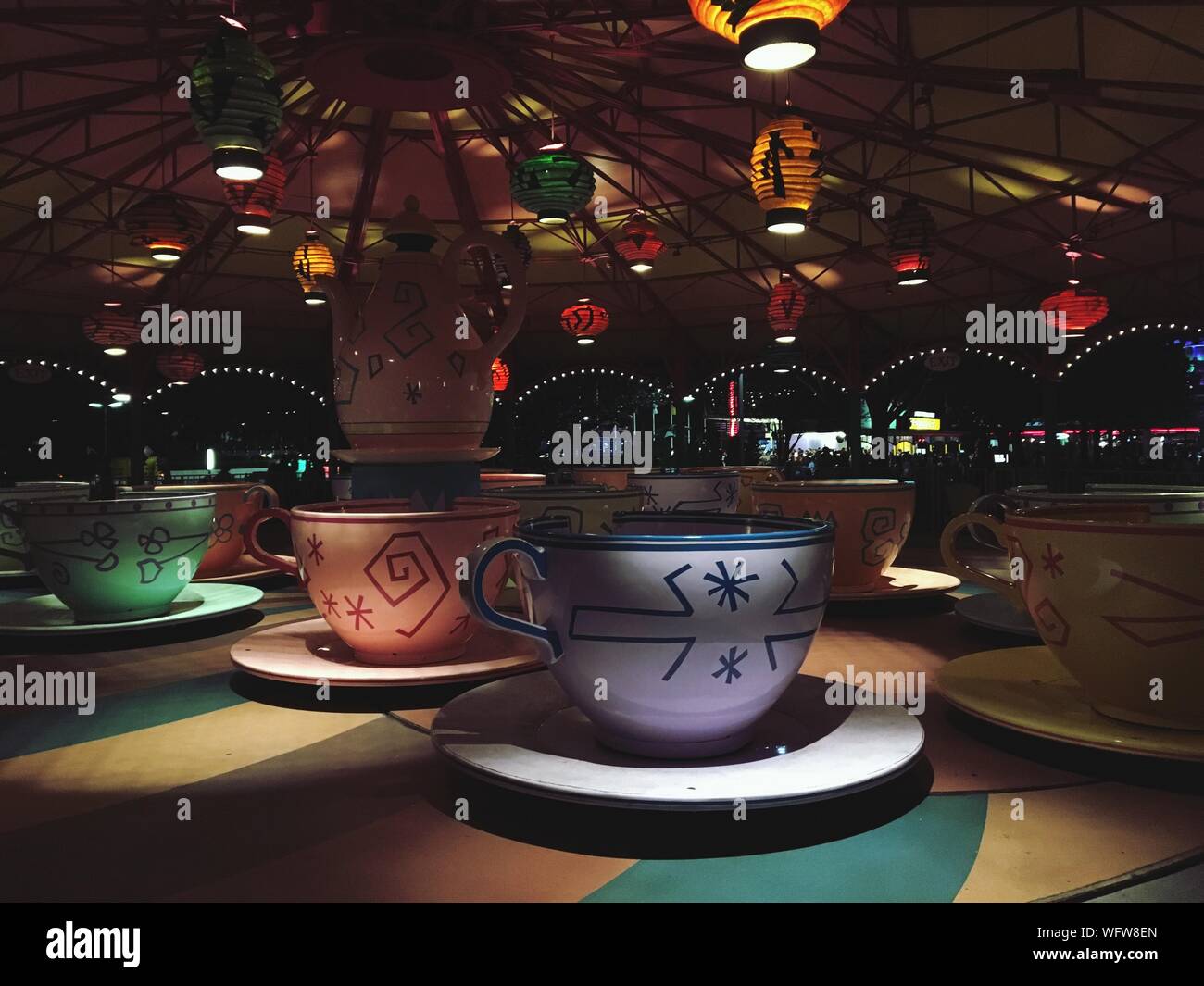 Cup ride hires stock photography and images Alamy