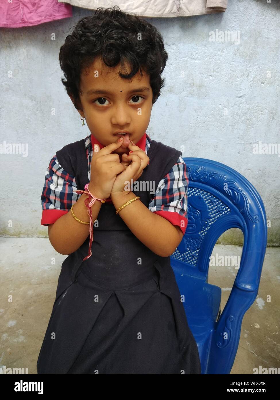 Girl wearing uniform hi-res stock photography and images - Alamy