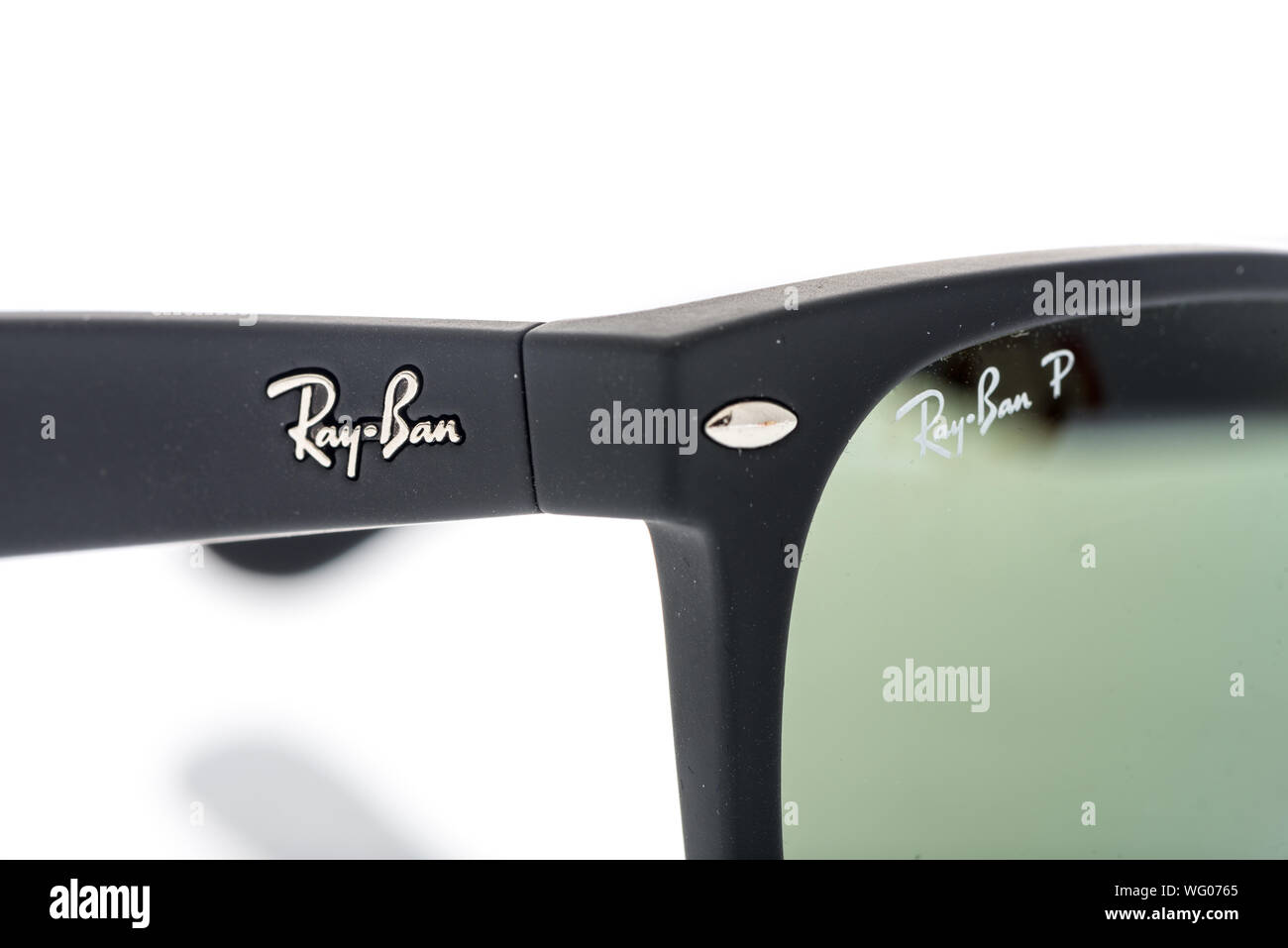 Rayban sunglasses hi-res stock photography and images - Page 2 - Alamy