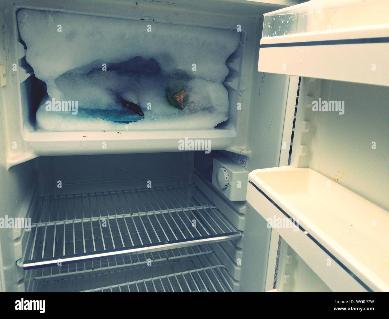 Open freezer ice hires stock photography and images Alamy