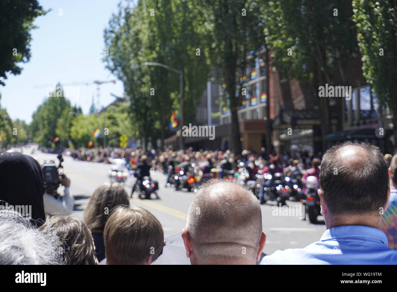 Crowd of men on street hi-res stock photography and images - Alamy
