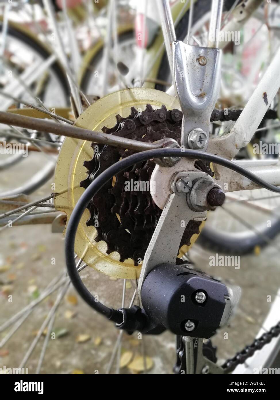 Spoke gears hires stock photography and images Alamy