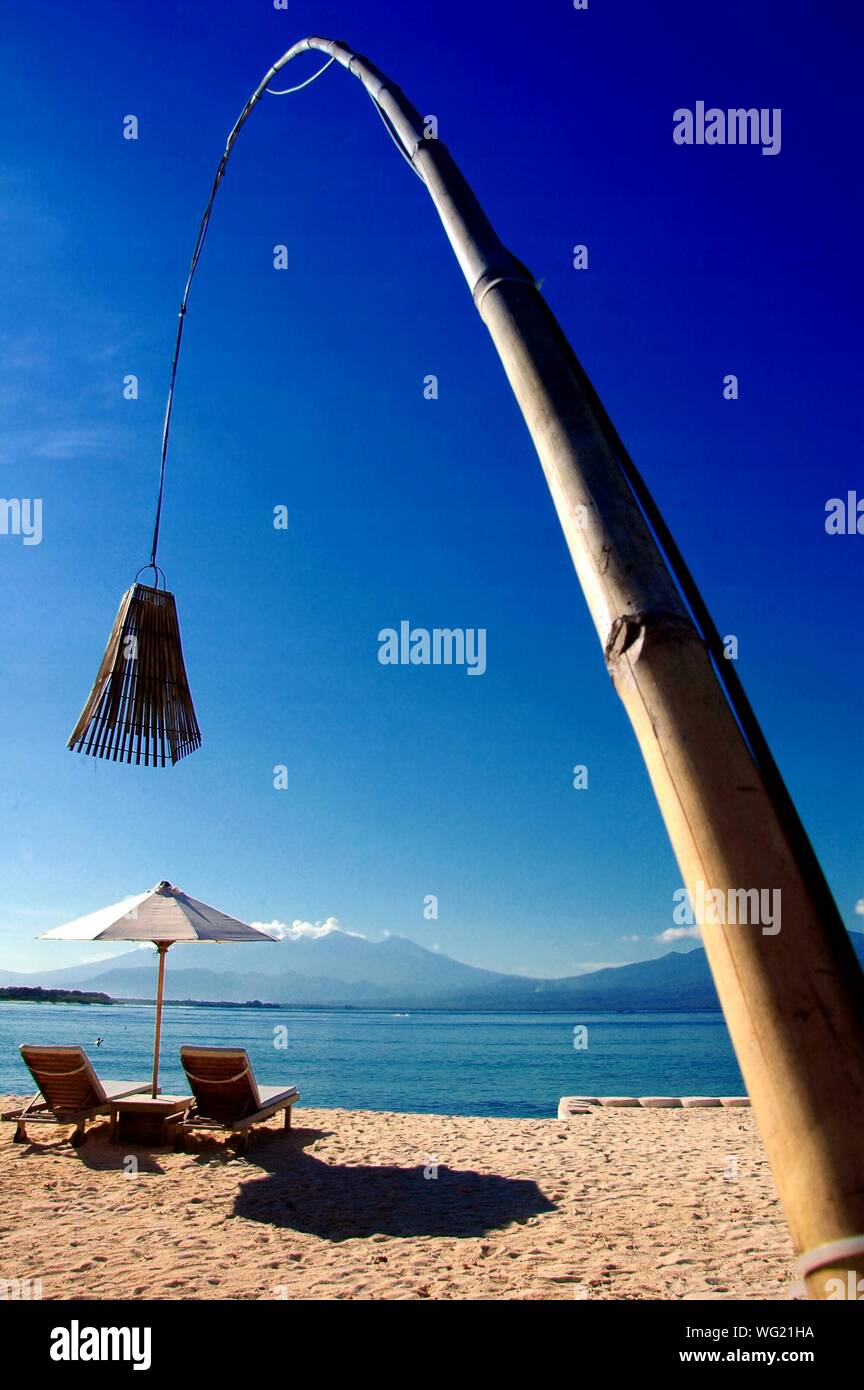 Beach hanging chair hires stock photography and images Alamy