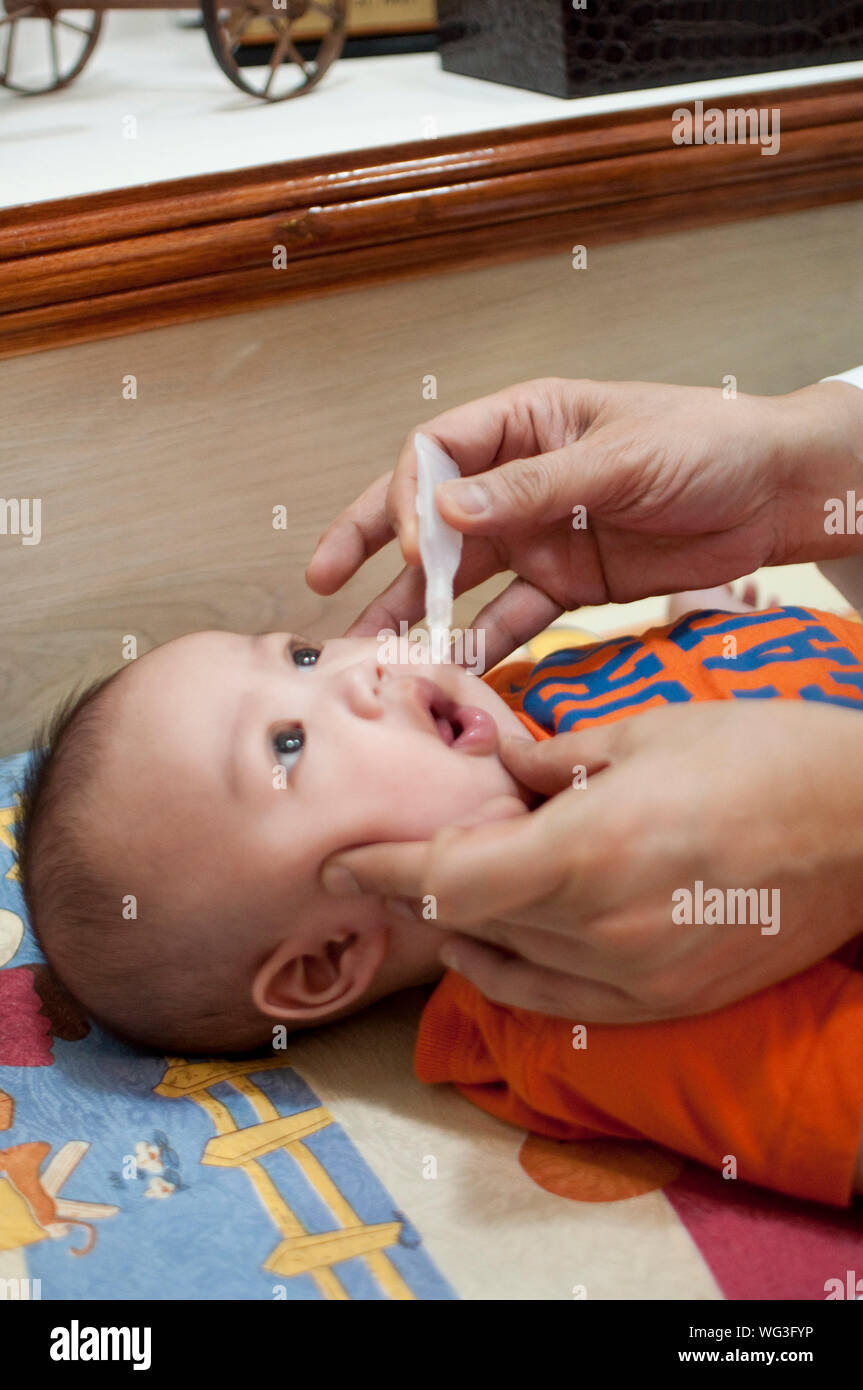 See doctor mouth hires stock photography and images Alamy