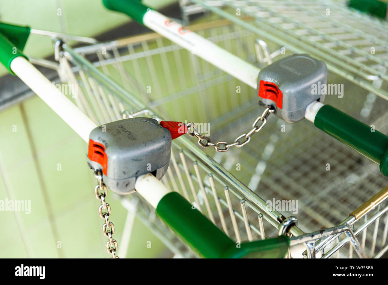 Prevent shopping cart theft hires stock photography and images Alamy
