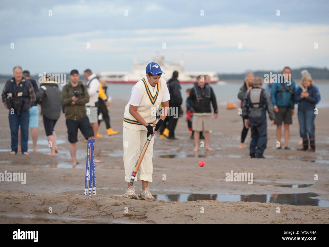 Members of the Royal Southern Yacht Club and the Island Sailing Club