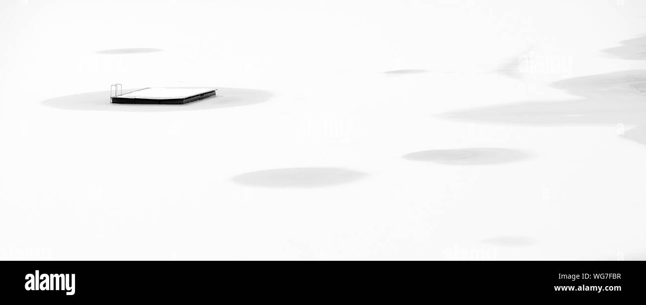 Lake diving platform hires stock photography and images Alamy