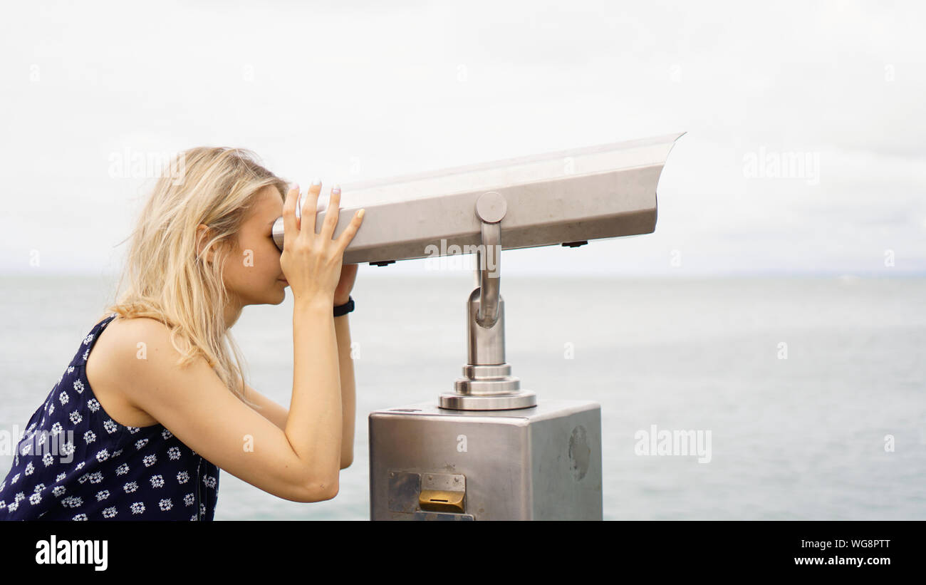 баллада зеленые рукава. мир стоит на женщин. мир стоит на женщин. метавселенная и реальность. Lady greensleeves.